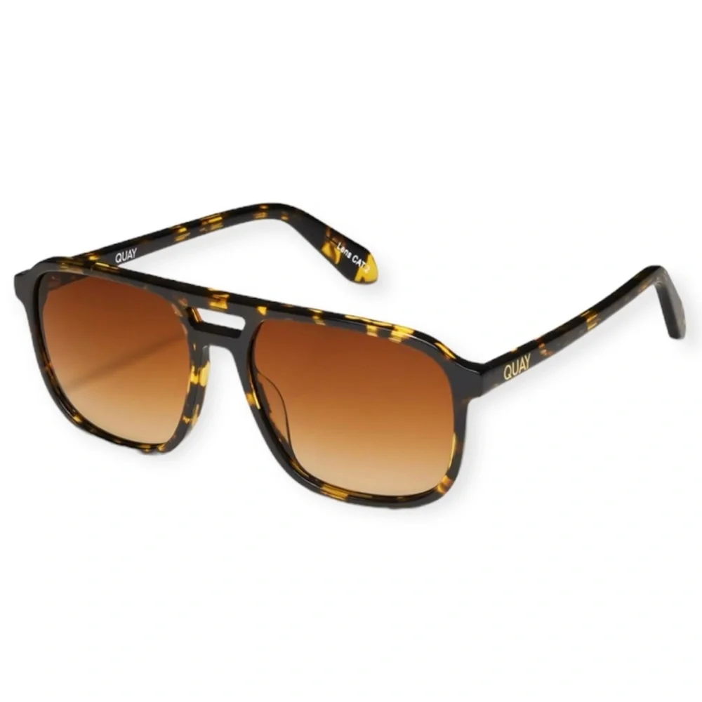 QUAY On The Fly Sunglasses Yellow Tortoise Brown Orange Gradient Lens Unisex NWT